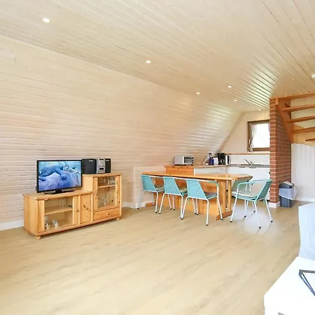 An Der Steilkueste Finnhuette 05